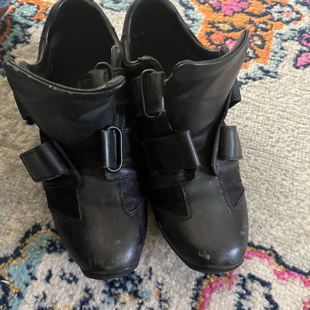 Gucci Woman’s s size 36 shoes - Picture 11 of 16